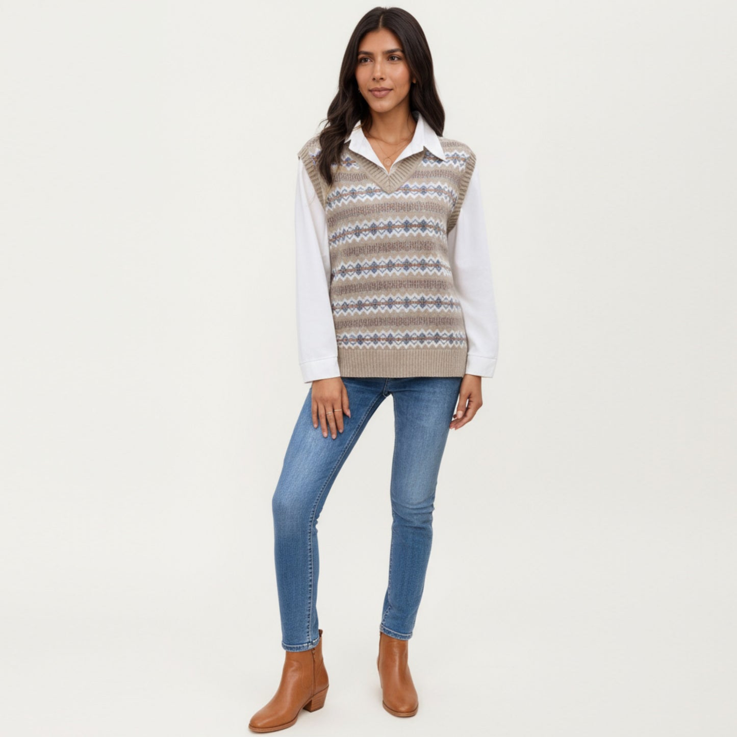 Sleeveless V-Neck Knit Sweater Vest with Geometric Pattern Design