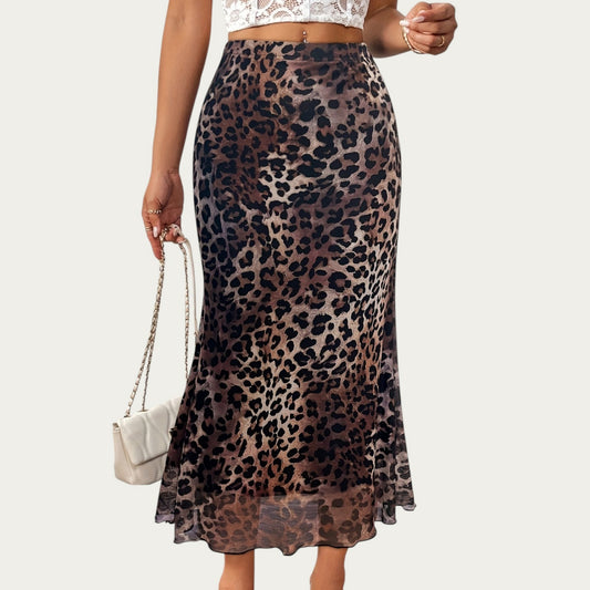 Leopard Print Mid-Length A-Line Skirt with Satin-Like Texture and a Soft Flowing Draped Silhouette