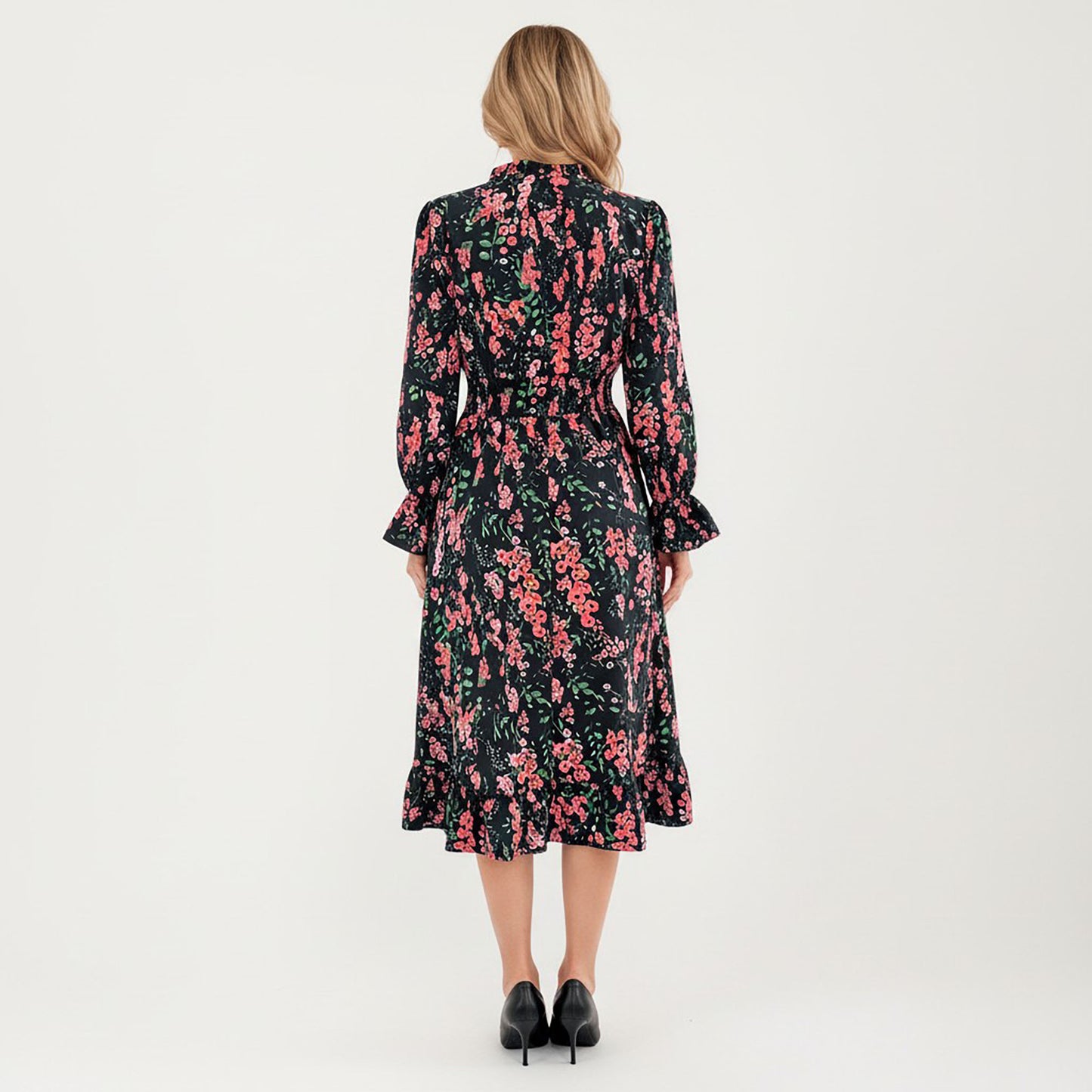 Floral Print Smocked Waist Dress with Long Sleeves, V-Neckline, and Ruffled Hem for a Feminine and Flattering Fit