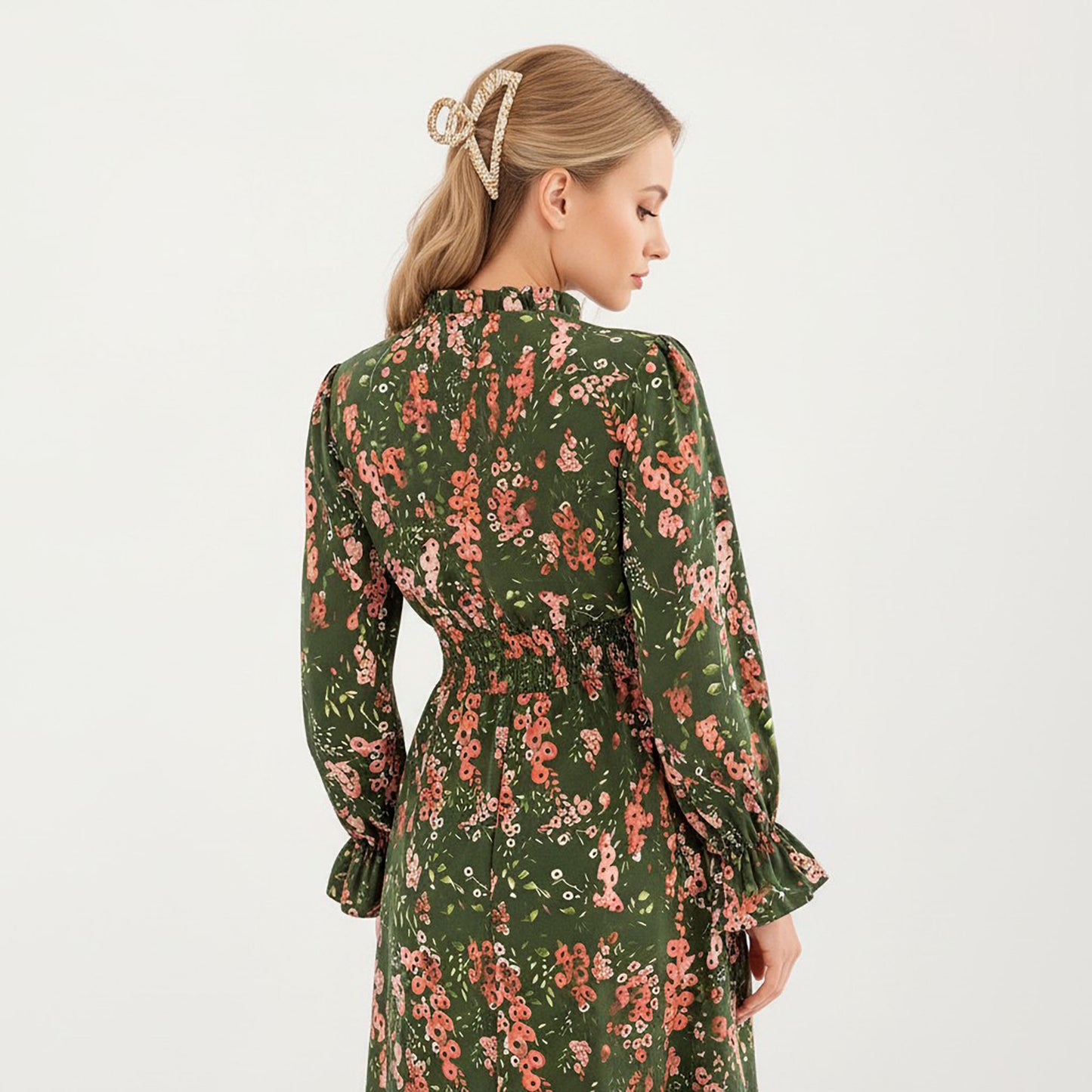 Floral Print Smocked Waist Dress with Long Sleeves, V-Neckline, and Ruffled Hem for a Feminine and Flattering Fit