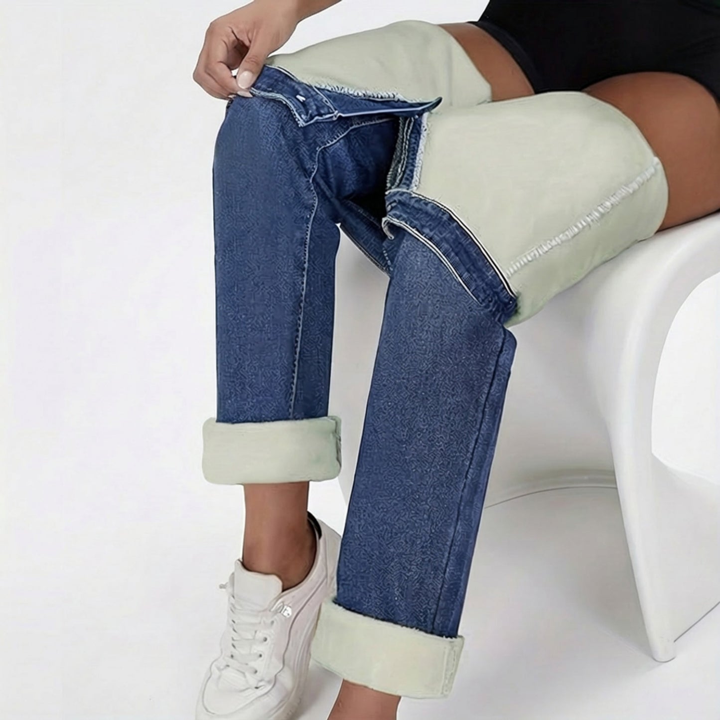 Straight Leg Fleece Lined Denim Jeans with Mid Rise Fit and Soft Interior