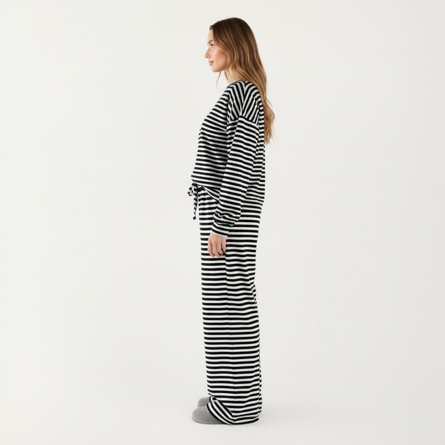 2-Piece Set Long Sleeve Striped Pajama Top and Relaxed Fit Lounge Pants with Soft Stretch Fabric