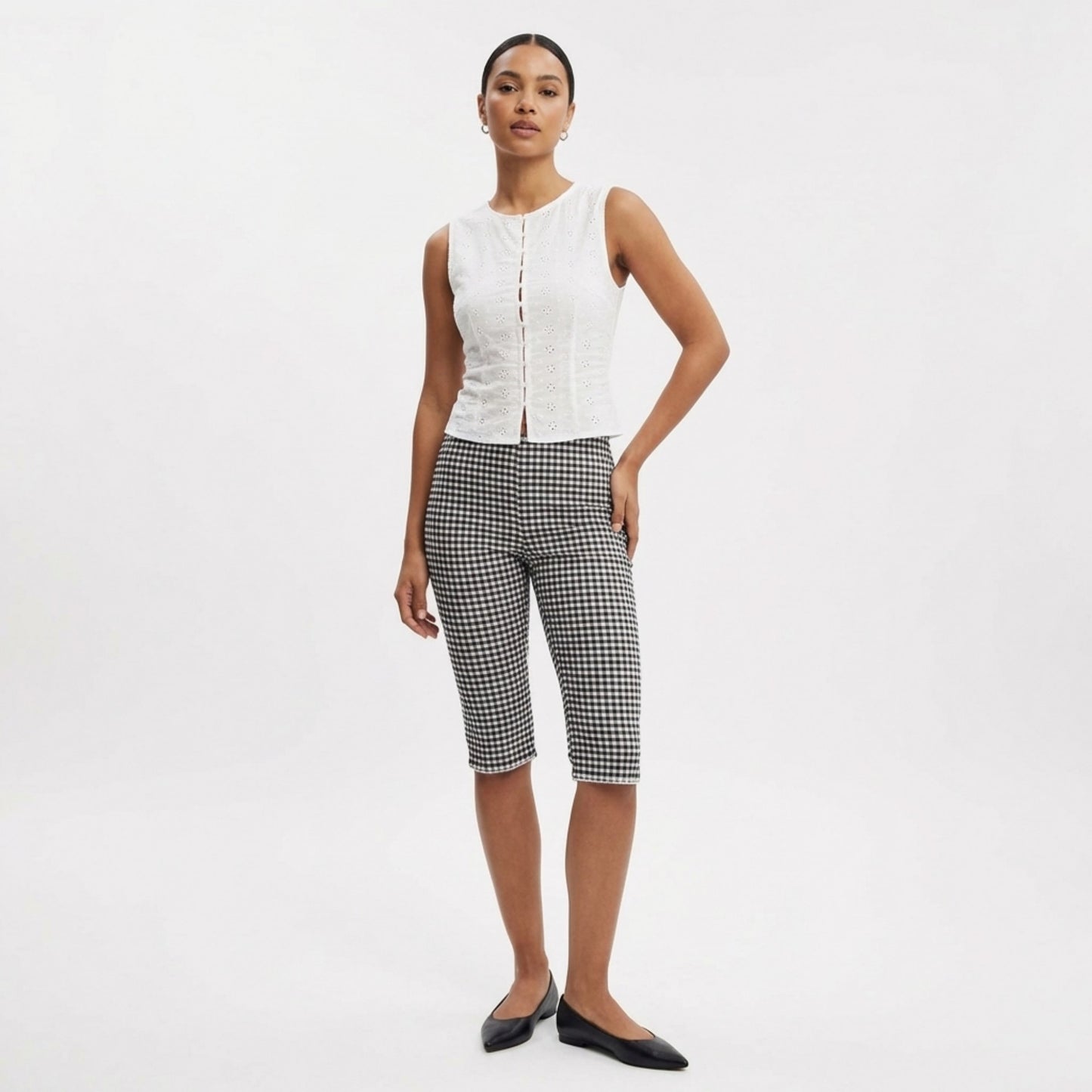 Gingham Capri Pants Mid Rise Stretch Fit Cropped Length Slim Silhouette