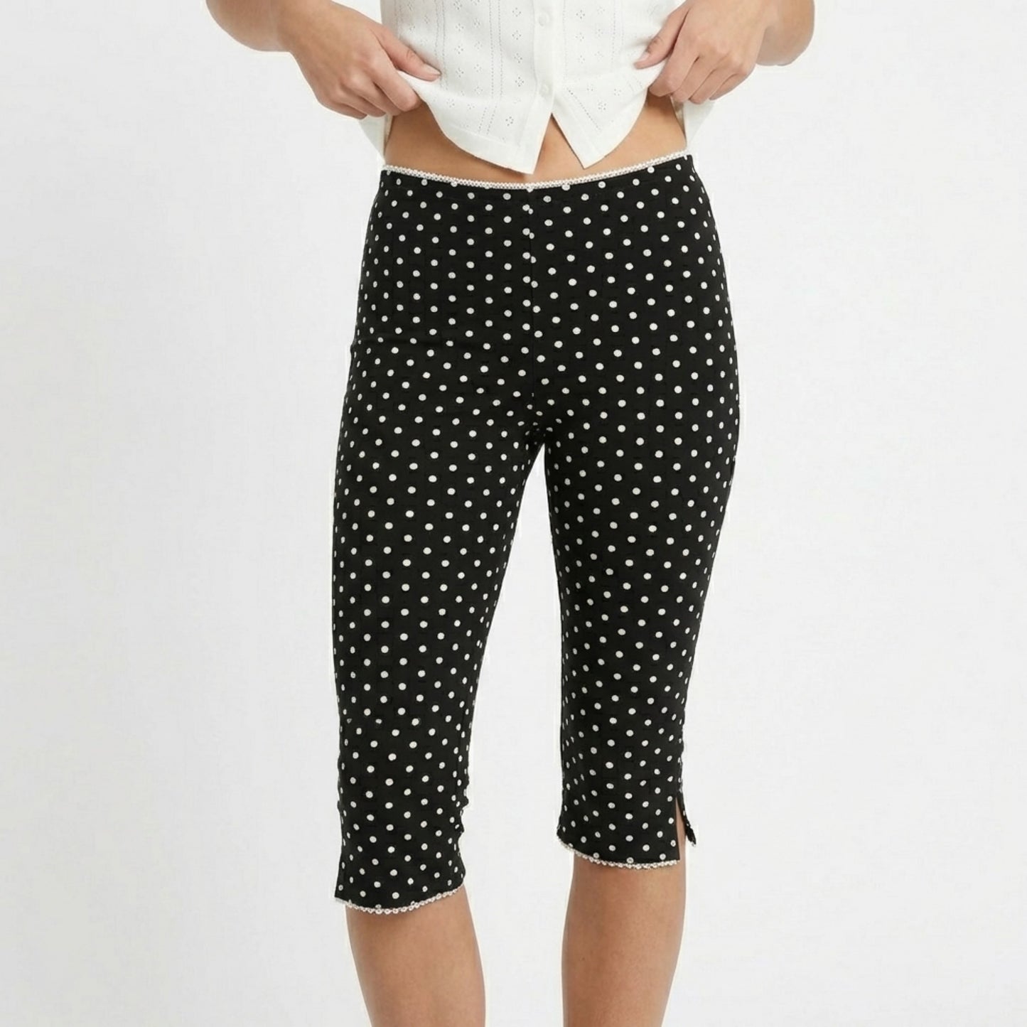 Polka Dot Capri Pants Mid Rise Stretch Fit Cropped Length Slim Silhouette