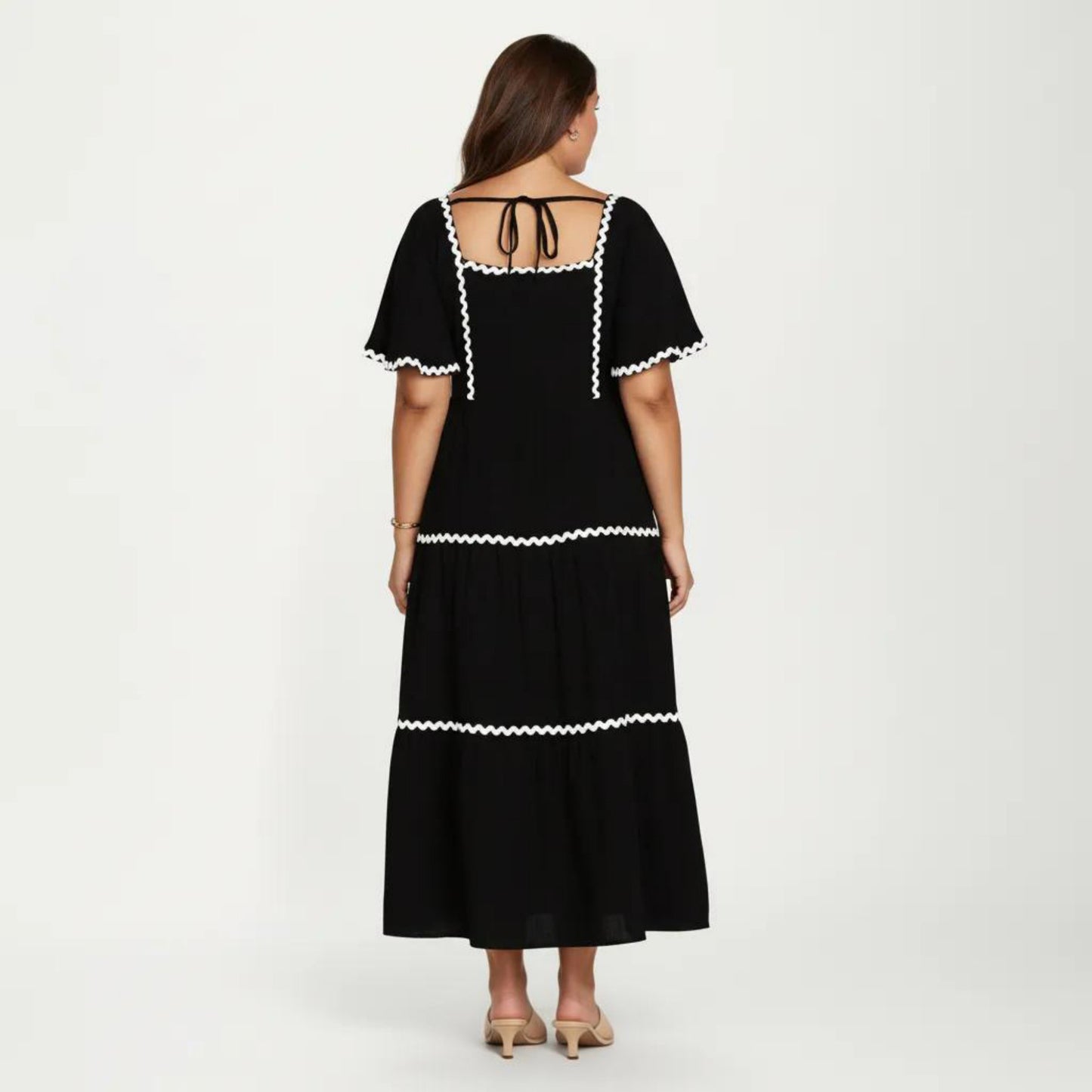 Plus Size Square Neck Midi Dress with Contrast Trim Detail Short Sleeve Tiered Flowy Dress
