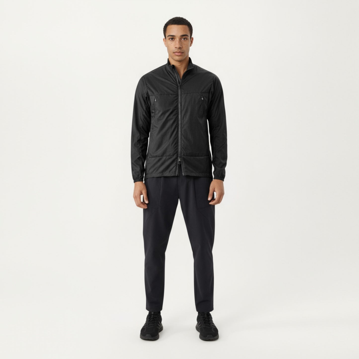 Men's Lightweight Zip-Up Windbreaker Jacket with High Collar and Elastic Cuffs