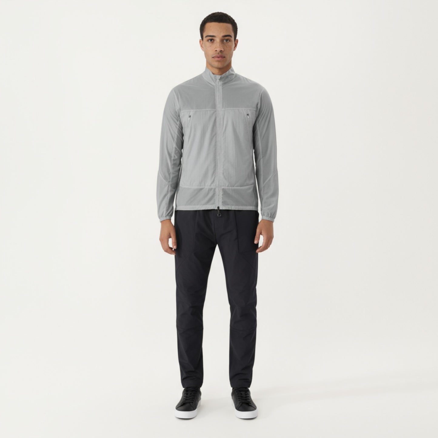 Men's Lightweight Zip-Up Windbreaker Jacket with High Collar and Elastic Cuffs