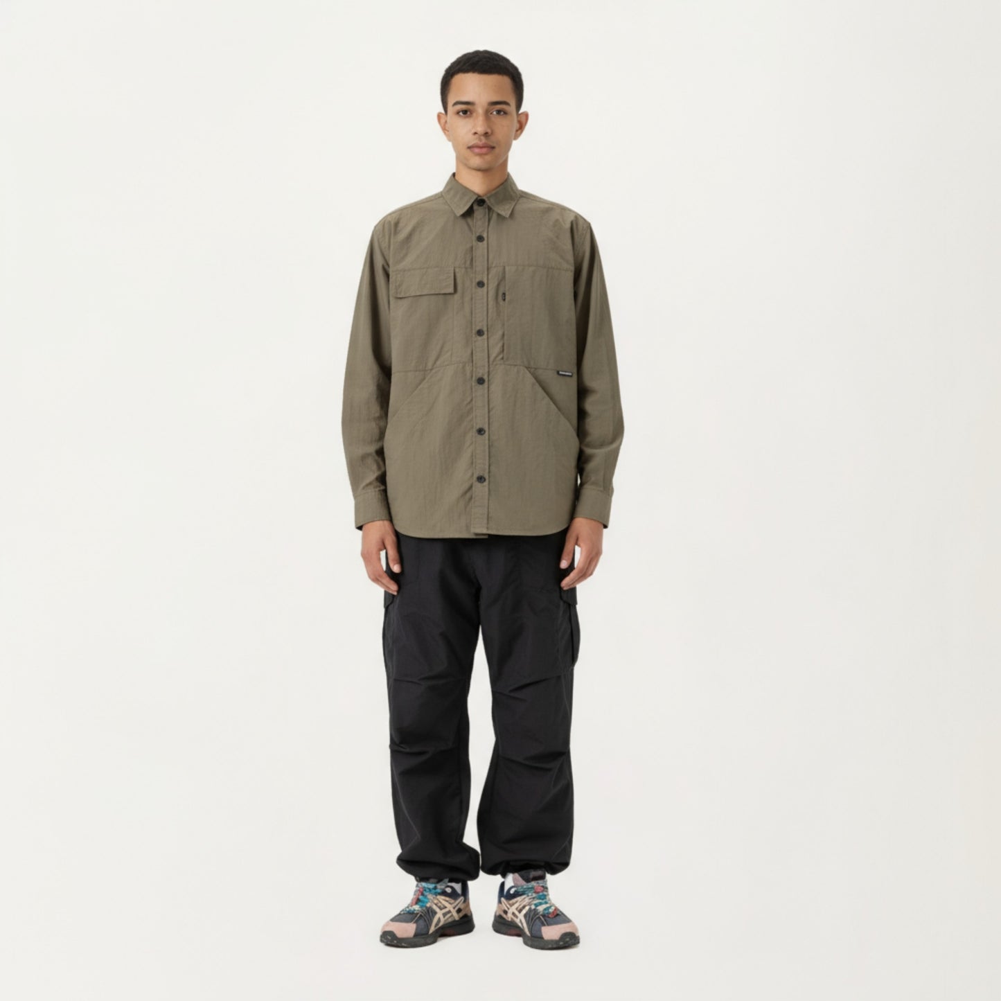 Men's Long Sleeve Button-Up Utility Shirt with Chest Pocket and Structured Stitch Detailing