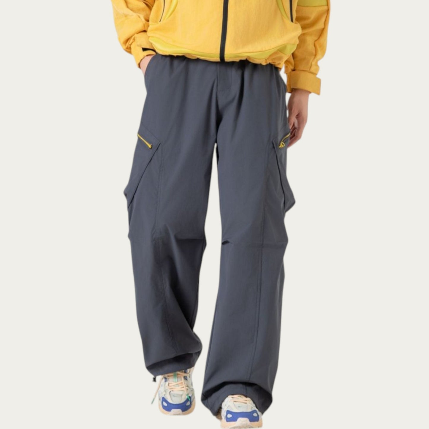 Men's Relaxed Fit Cargo Pants with Side Pockets and Adjustable Drawstring Waist