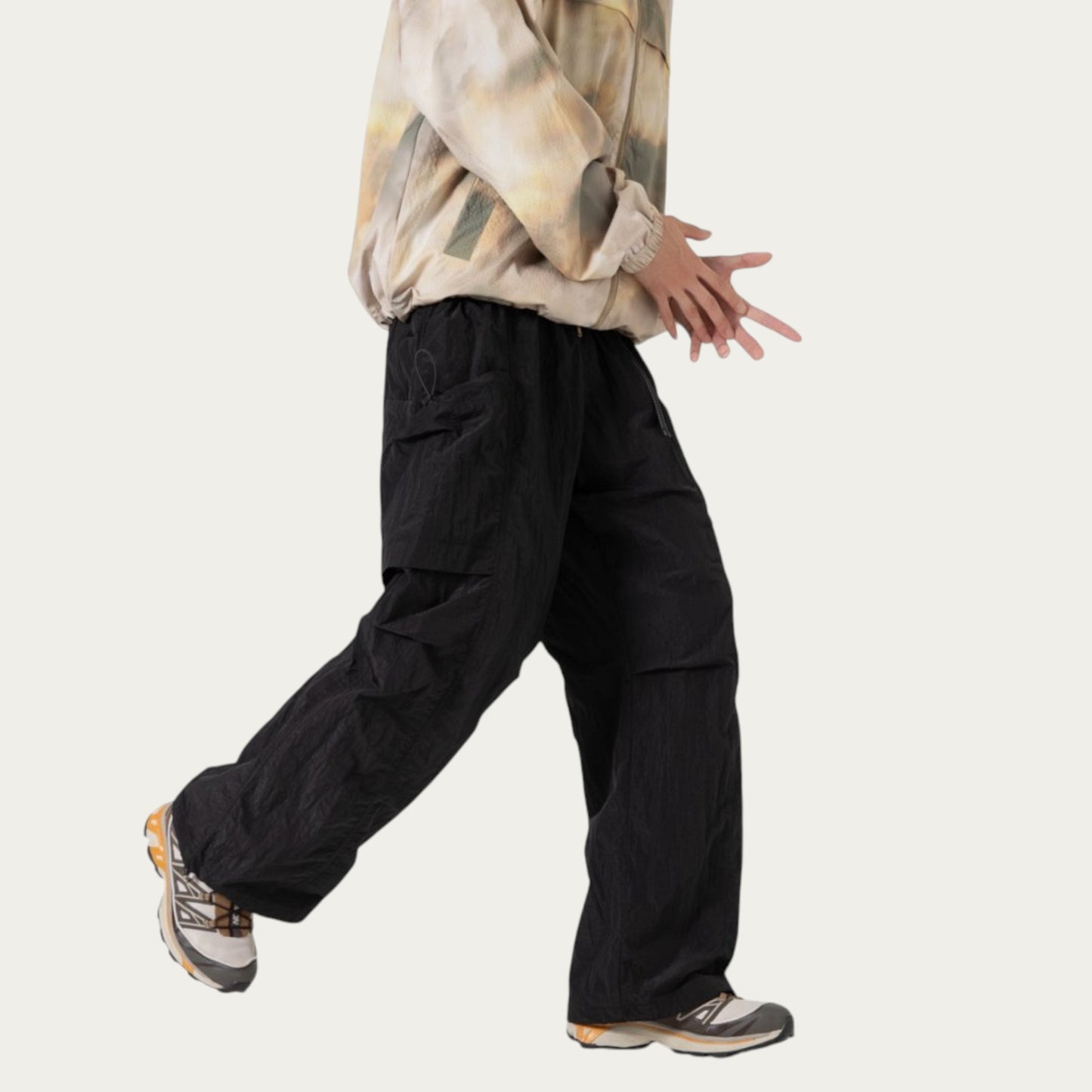 Men's Oversized Cargo Pants with Adjustable Drawstring Hem and Multi-Pocket Design