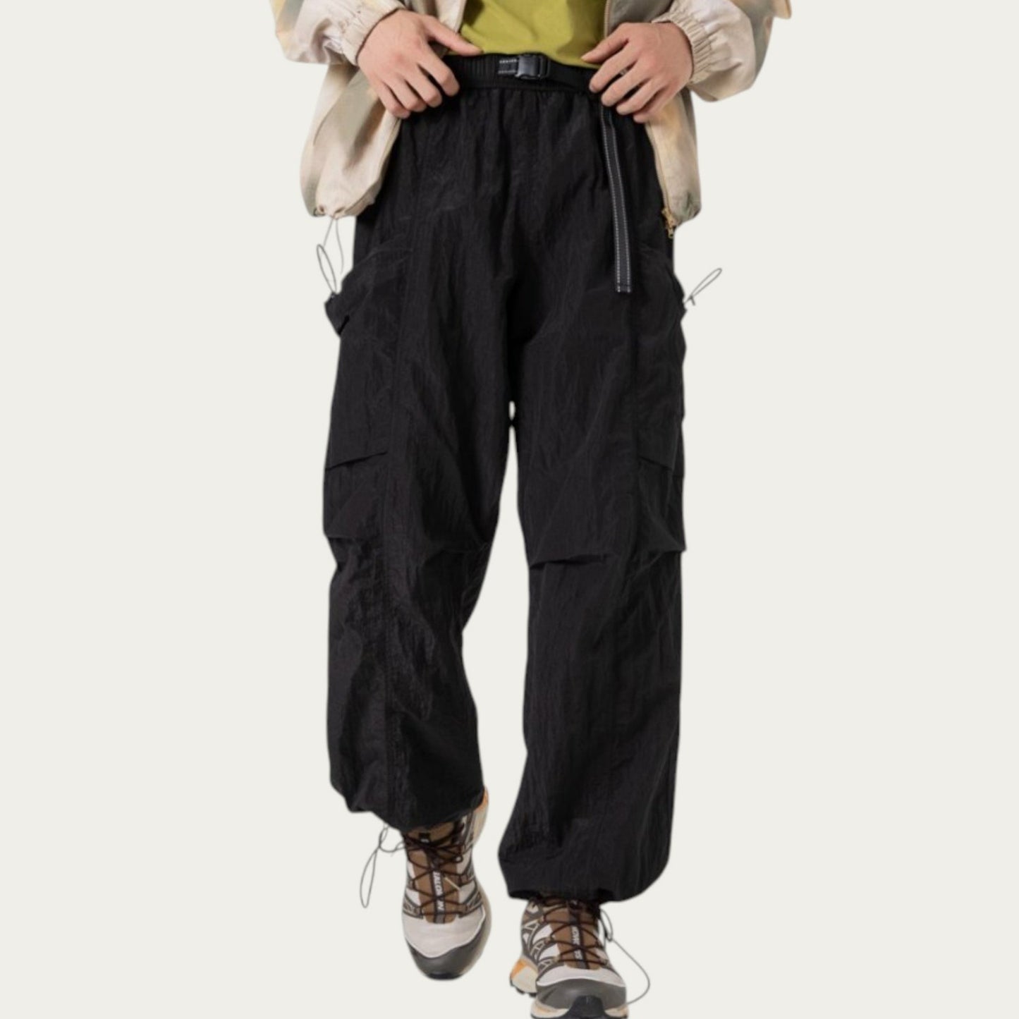 Men's Oversized Cargo Pants with Adjustable Drawstring Hem and Multi-Pocket Design