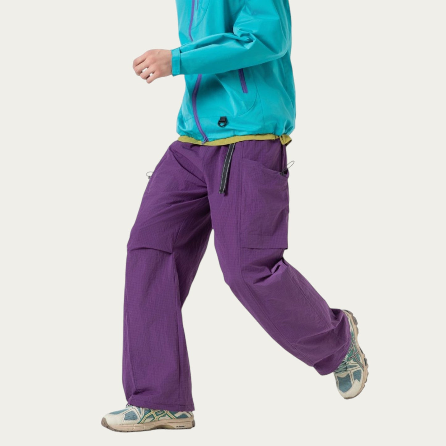 Men's Oversized Cargo Pants with Adjustable Drawstring Hem and Multi-Pocket Design