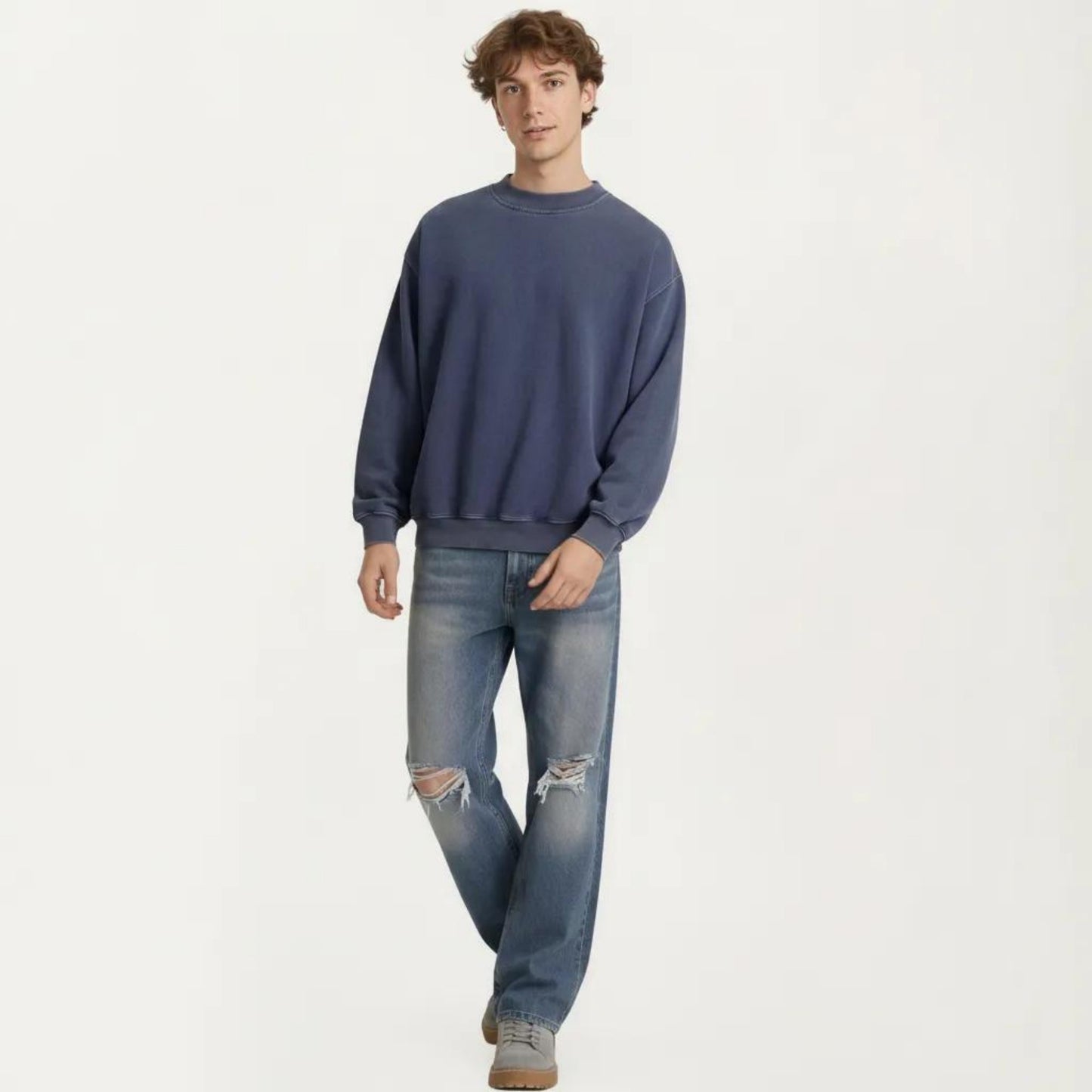 Men's Crewneck Sweatshirt with Ribbed Trim and Relaxed Fit