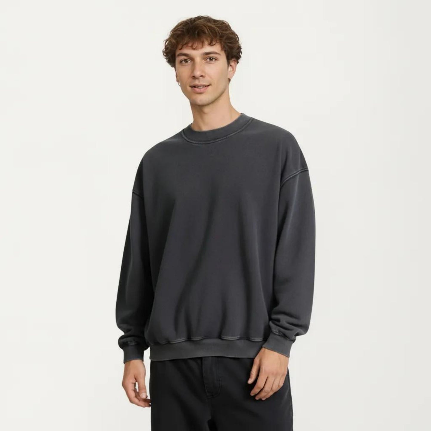 Men's Crewneck Sweatshirt with Ribbed Trim and Relaxed Fit