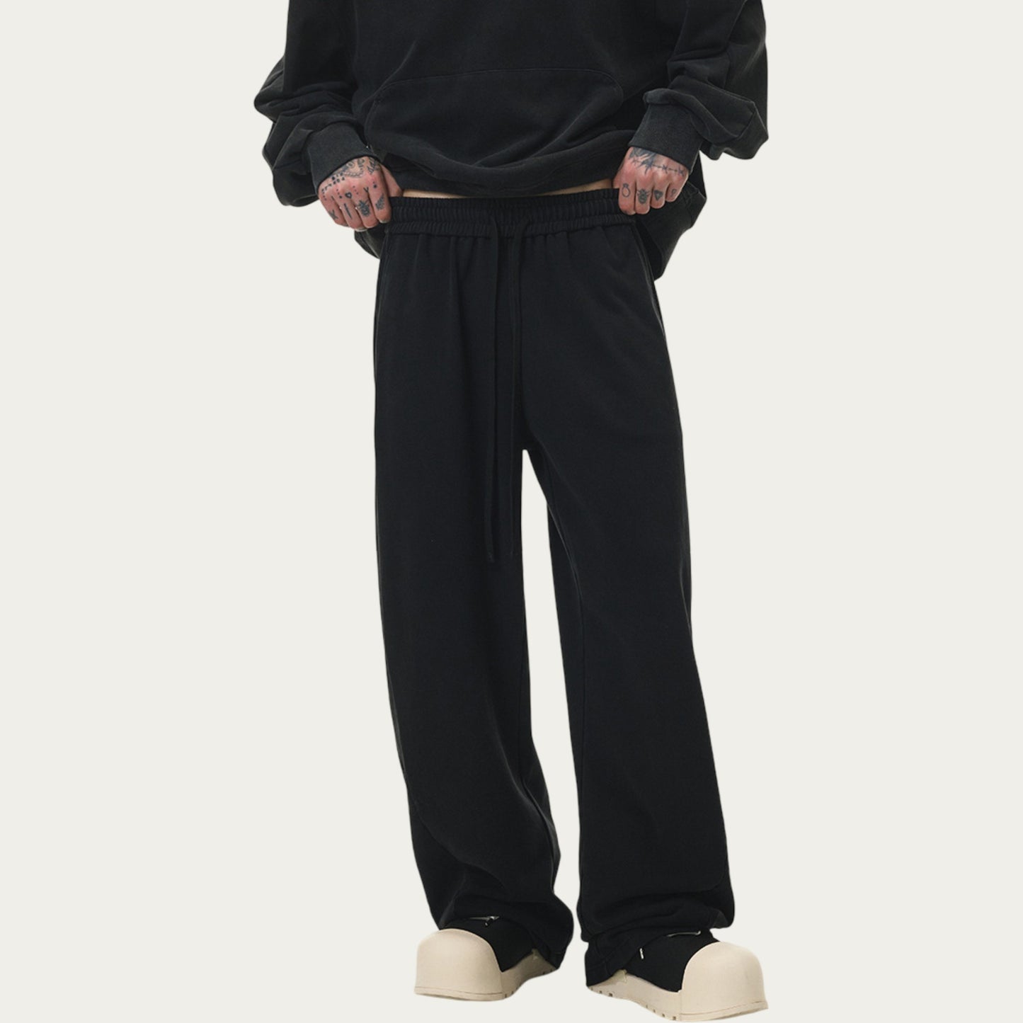 Men's Relaxed Fit Sweatpants with Elastic Waistband and Adjustable Drawstring