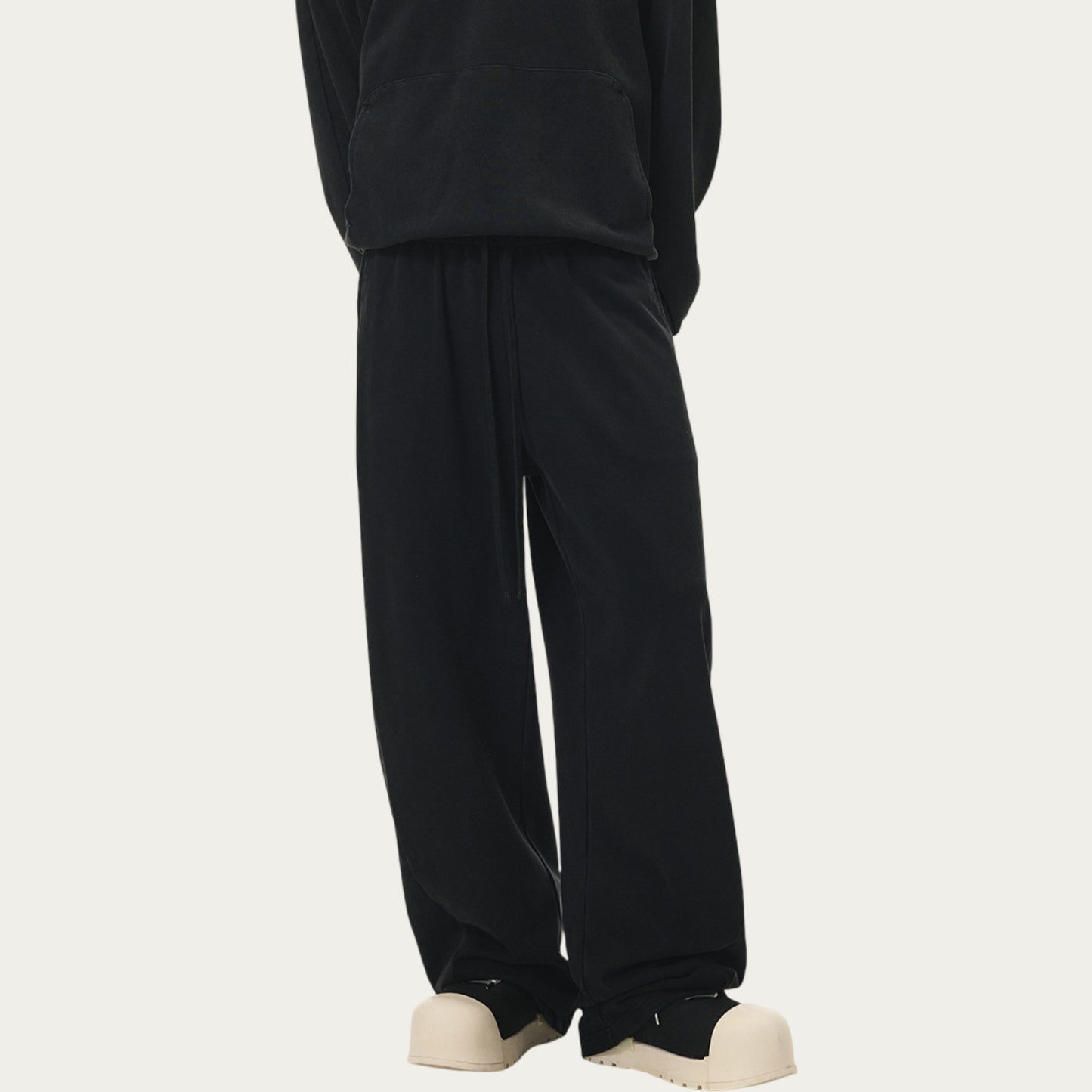 Men's Relaxed Fit Sweatpants with Elastic Waistband and Adjustable Drawstring
