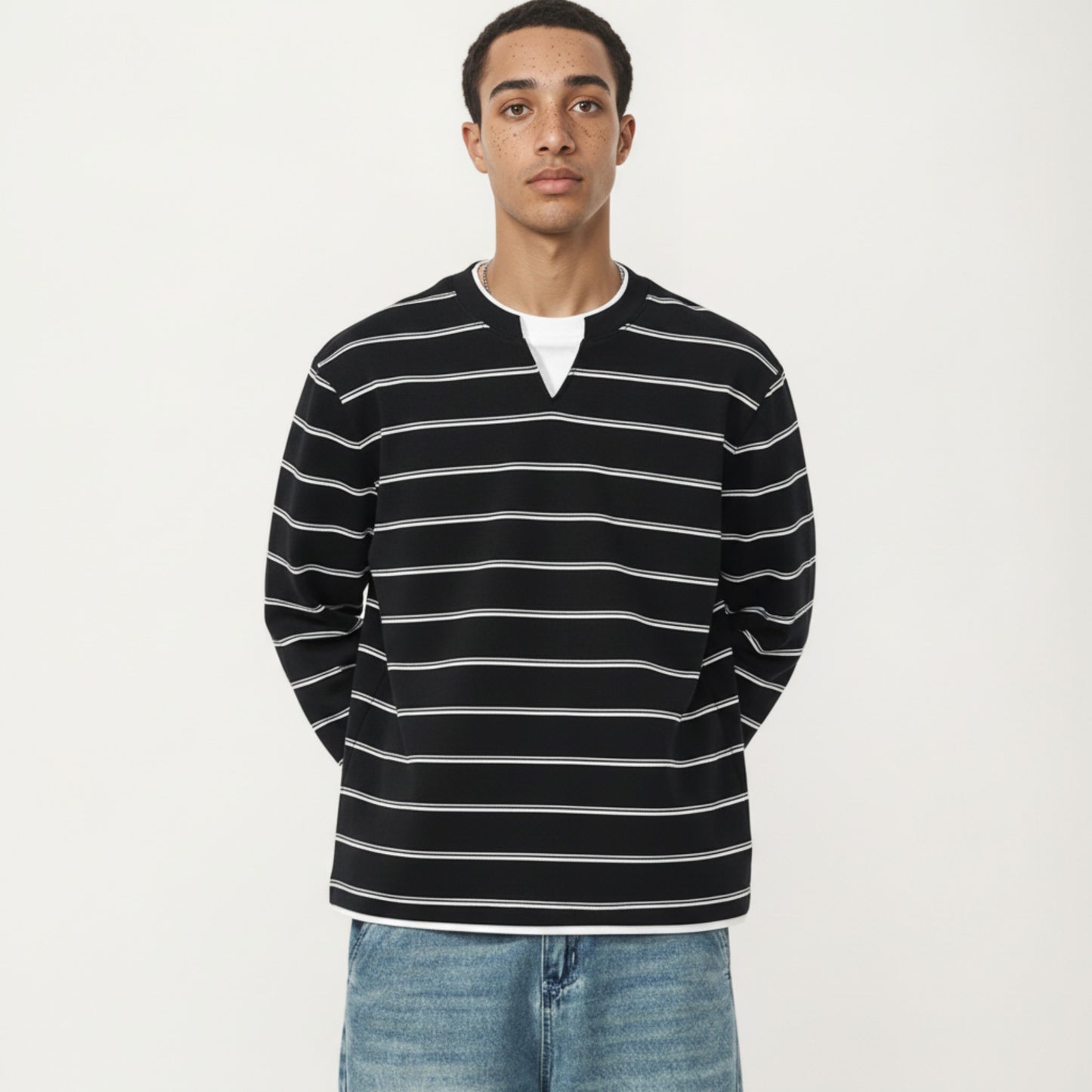 Men's Long Sleeve Striped Knit Pullover Top with Notch Neck and Ribbed Cuffs
