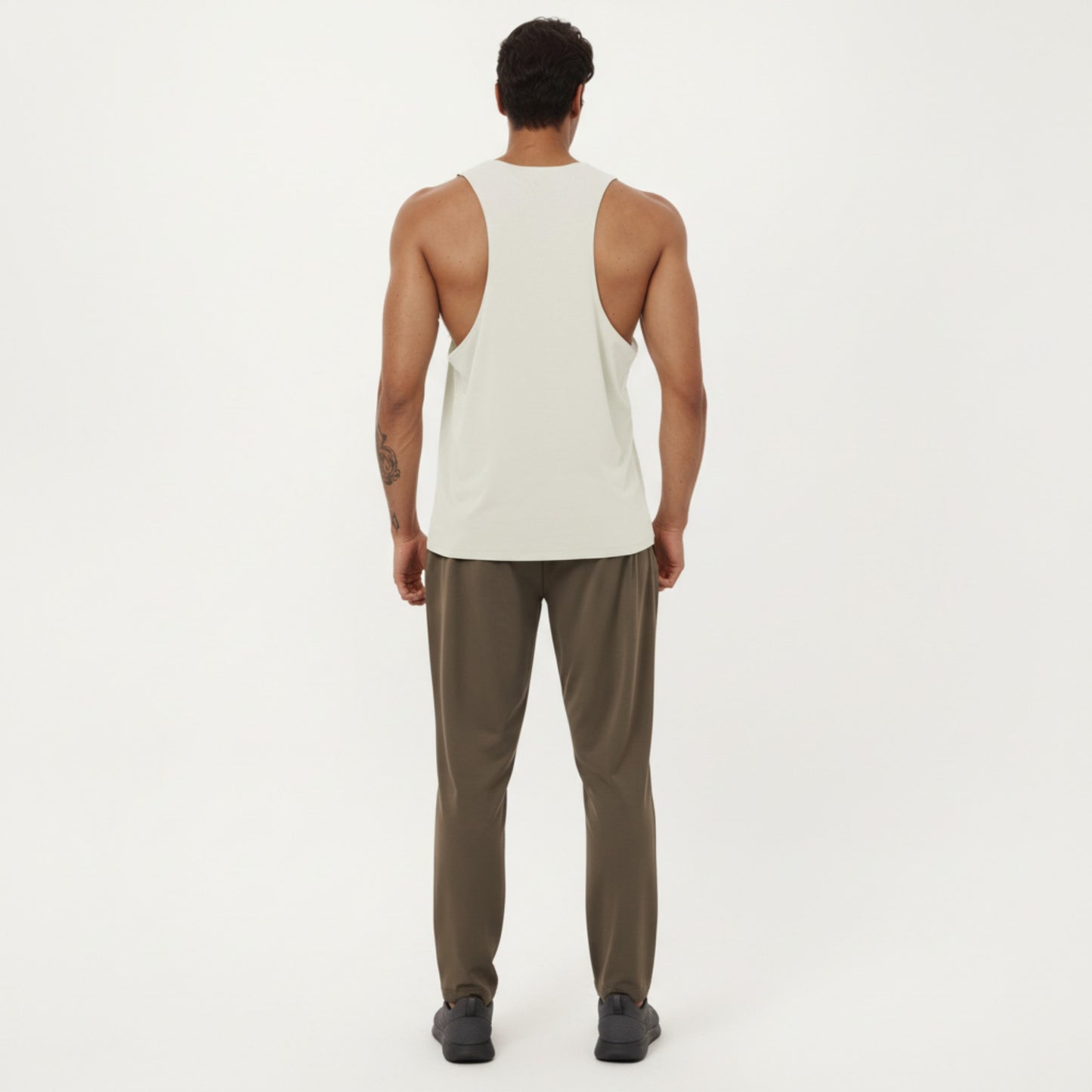 Men's Sleeveless Performance Tank Top with Lightweight Stretch and Athletic Fit