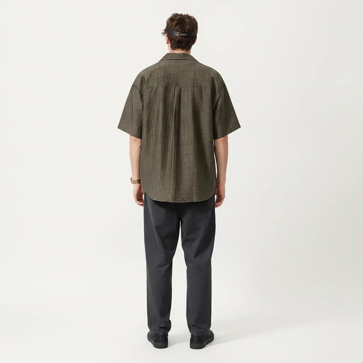 Men's Short Sleeve Button Down Shirt with Textured Woven Fabric and Relaxed Open Collar Fit