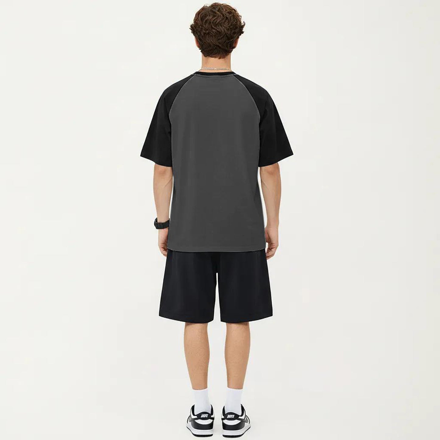 Men's Raglan Short Sleeve Crewneck T-Shirt with Contrast Sleeves