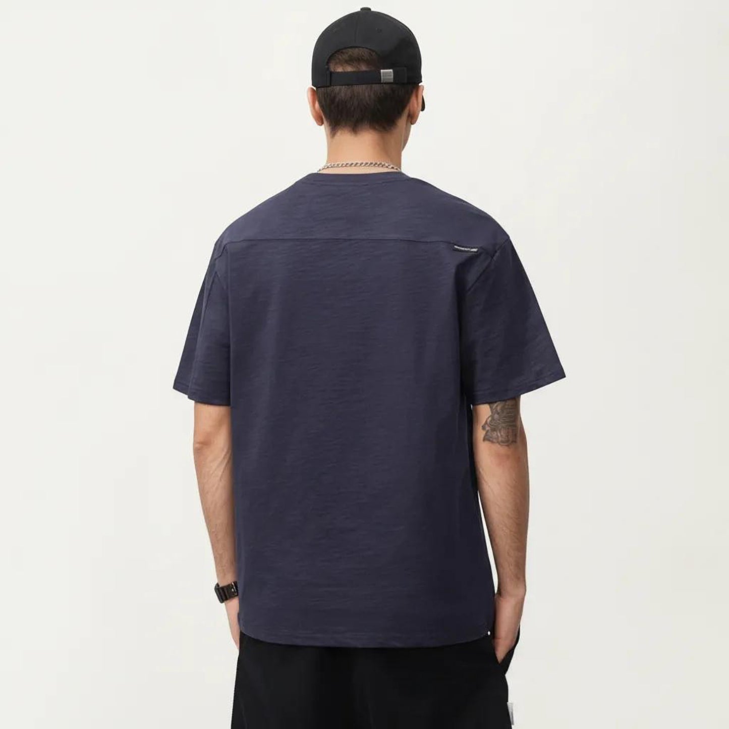 Men's Short Sleeve Pocket T-Shirt with Relaxed Fit