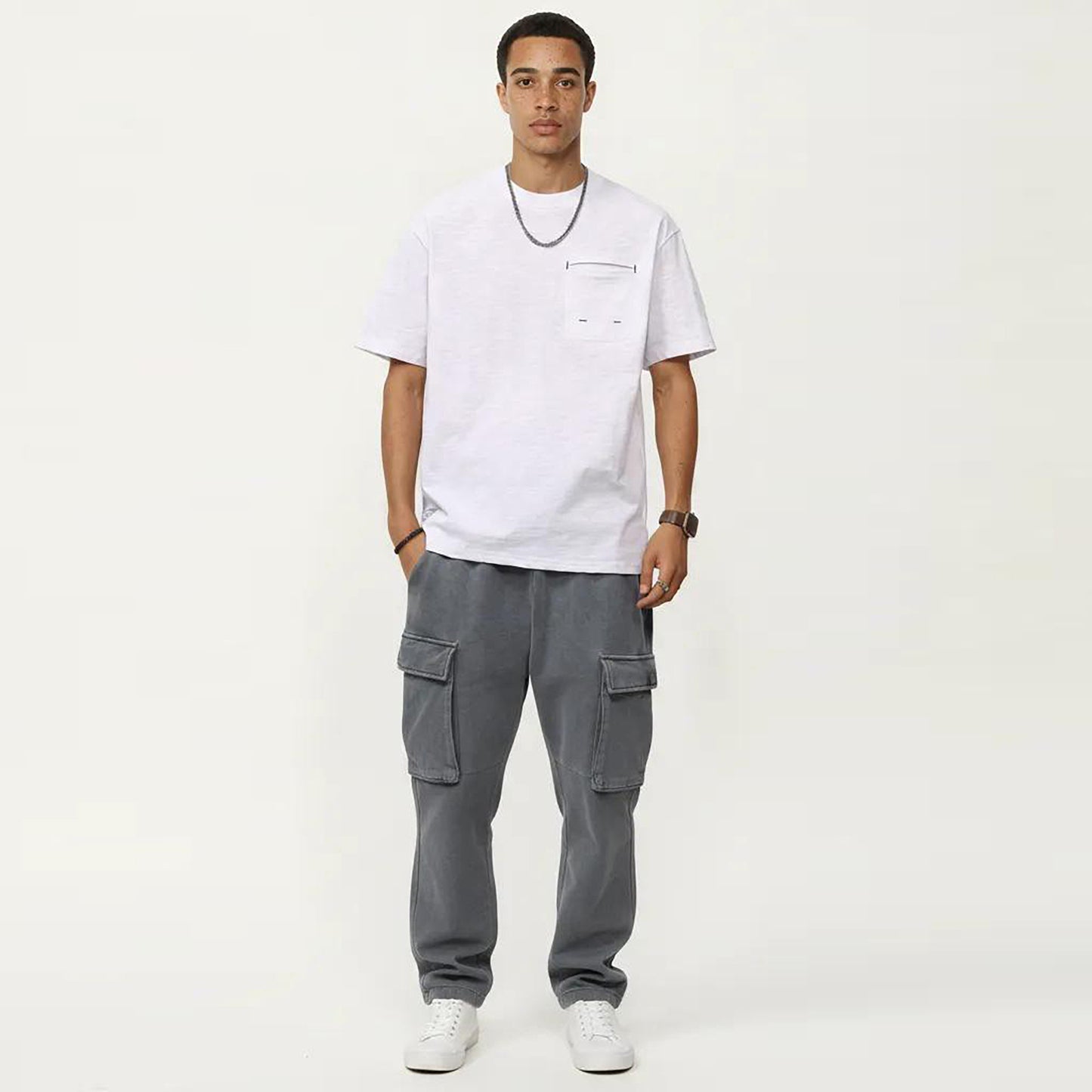 Men's Short Sleeve Pocket T-Shirt with Relaxed Fit