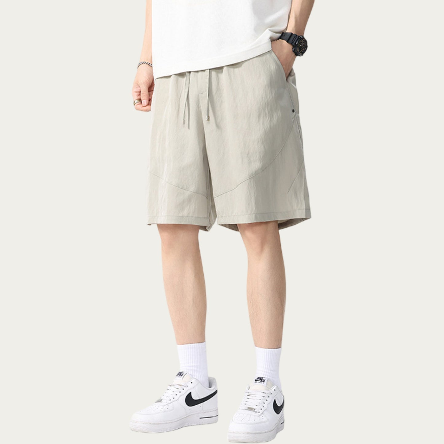 Men's Drawstring Waist Relaxed Fit Casual Shorts with Lightweight Woven Feel
