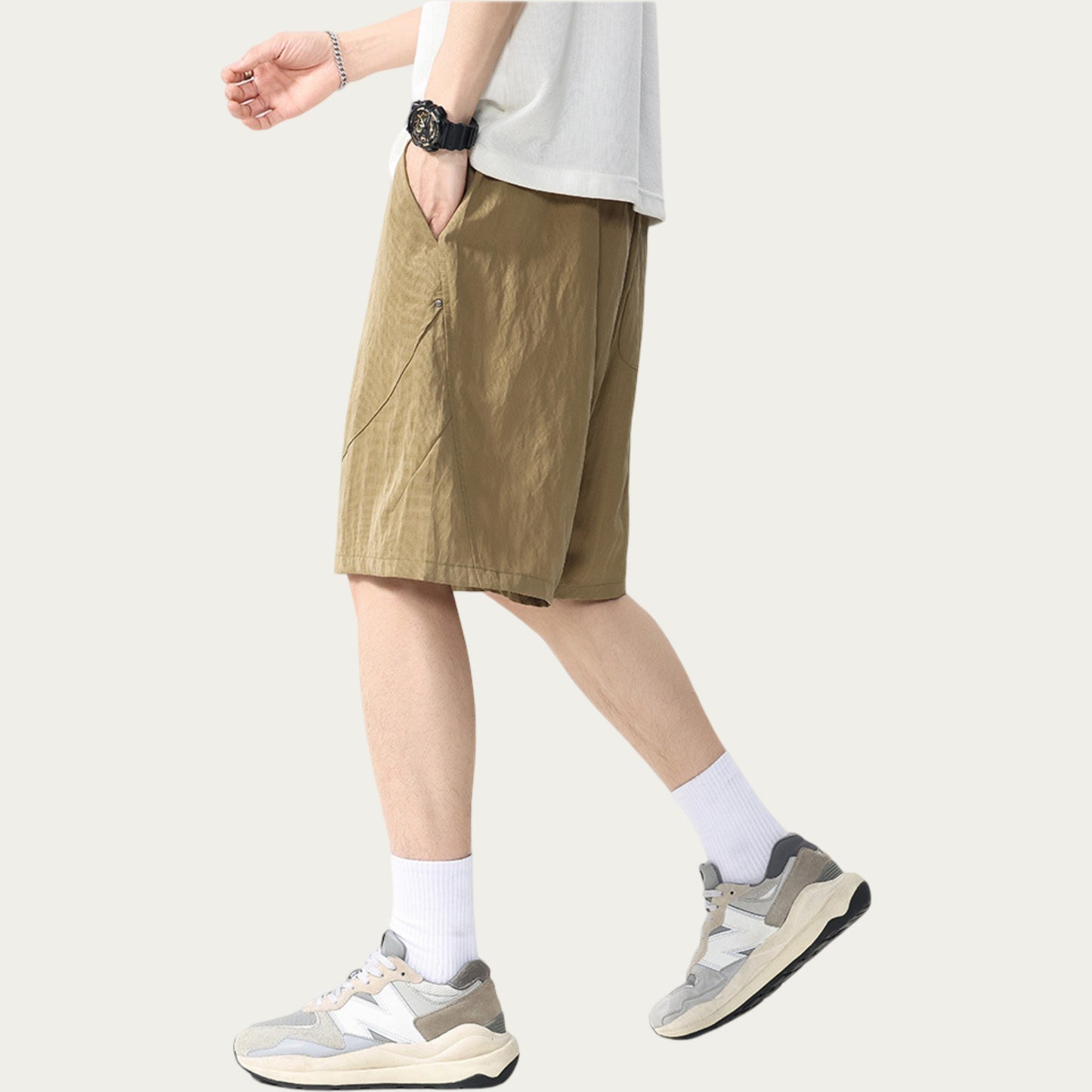 Men's Drawstring Waist Relaxed Fit Casual Shorts with Lightweight Woven Feel