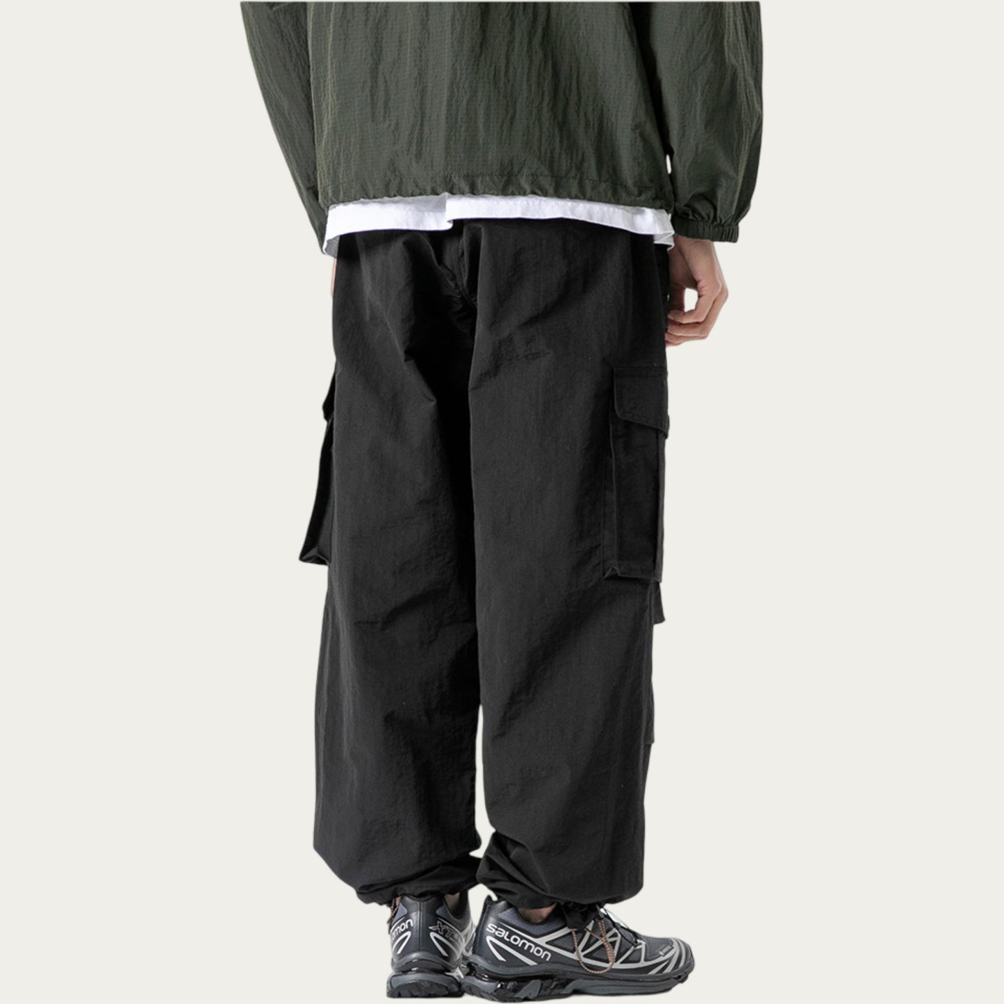 Men's Relaxed Fit Utility Cargo Pants with Multi Pocket Design