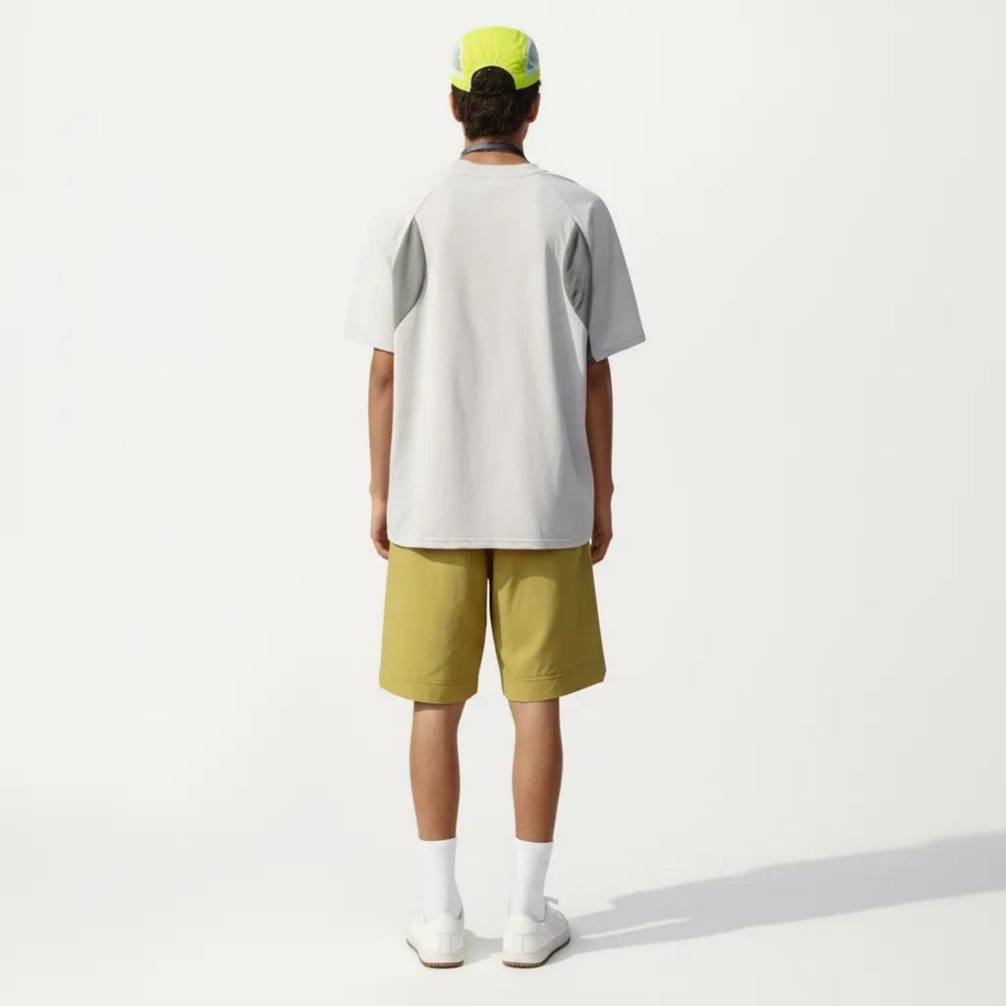Men's Short Sleeve Athletic T-Shirt with Colorblock Panel Design Breathable Fabric and Relaxed Fit