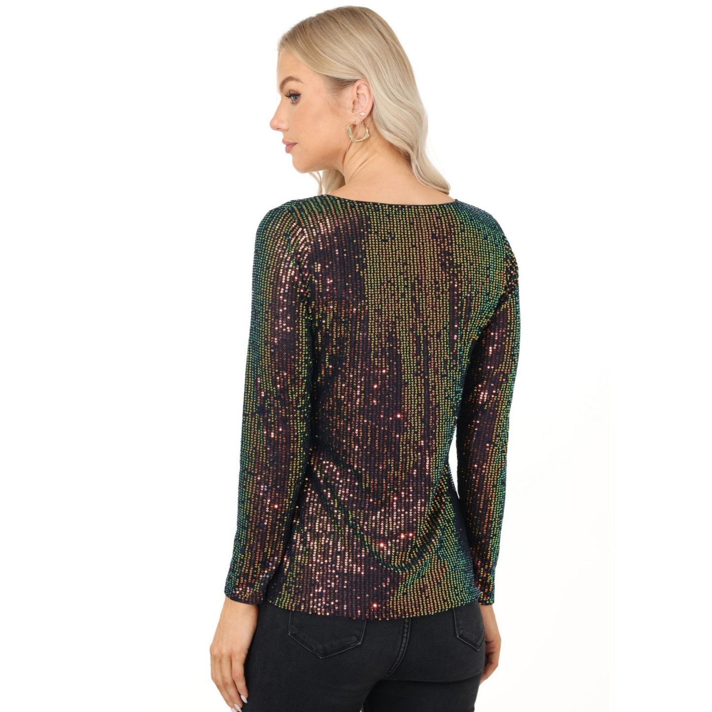 Long Sleeve Sequin Top with Crew Neck and Fitted Silhouette