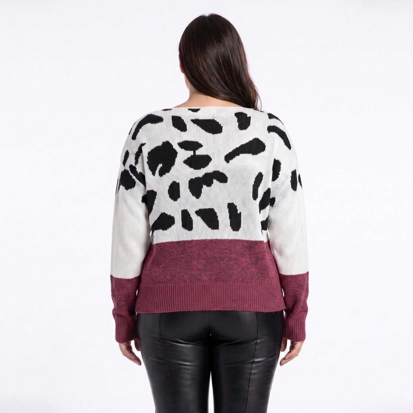 Plus Size Animal Print Colorblock Boat Neck Sweater