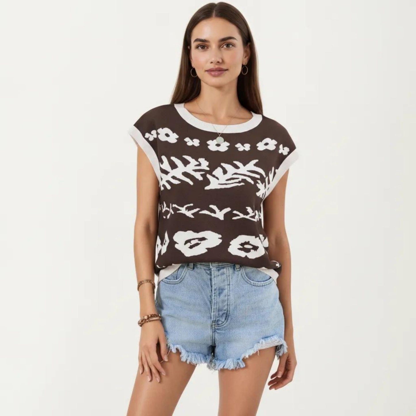 Sleeveless Floral Knit Vest Top with Crew Neck and Contrast Trim