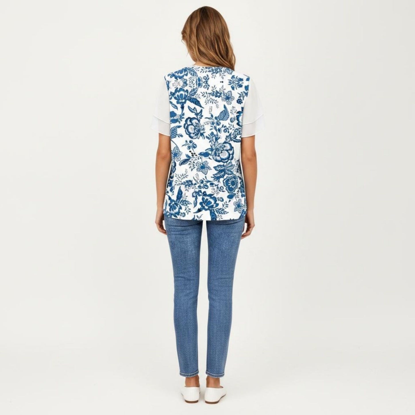 Short Sleeve Top with Leopard Print Mesh Sleeves Round Neck Relaxed Fit Casual Shirt