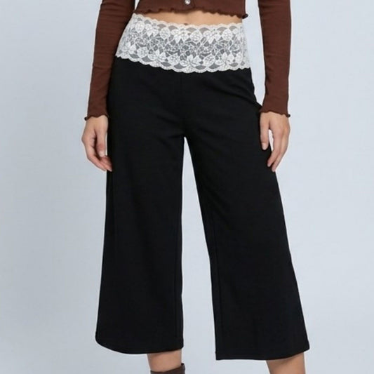 Lace Contrast Waistband Cropped Wide-Leg Trousers