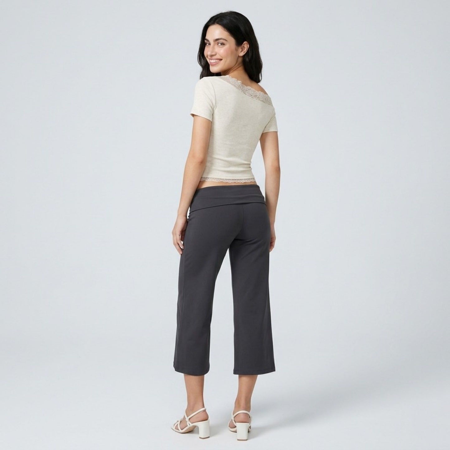 Foldover Waistband Cropped Wide-Leg Trousers Eye-Catching
