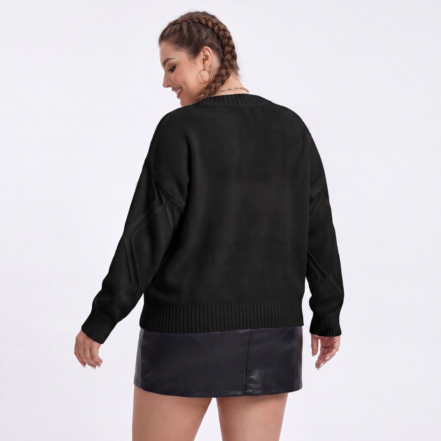 Plus Size Floral Applique Textured Crewneck Sweater