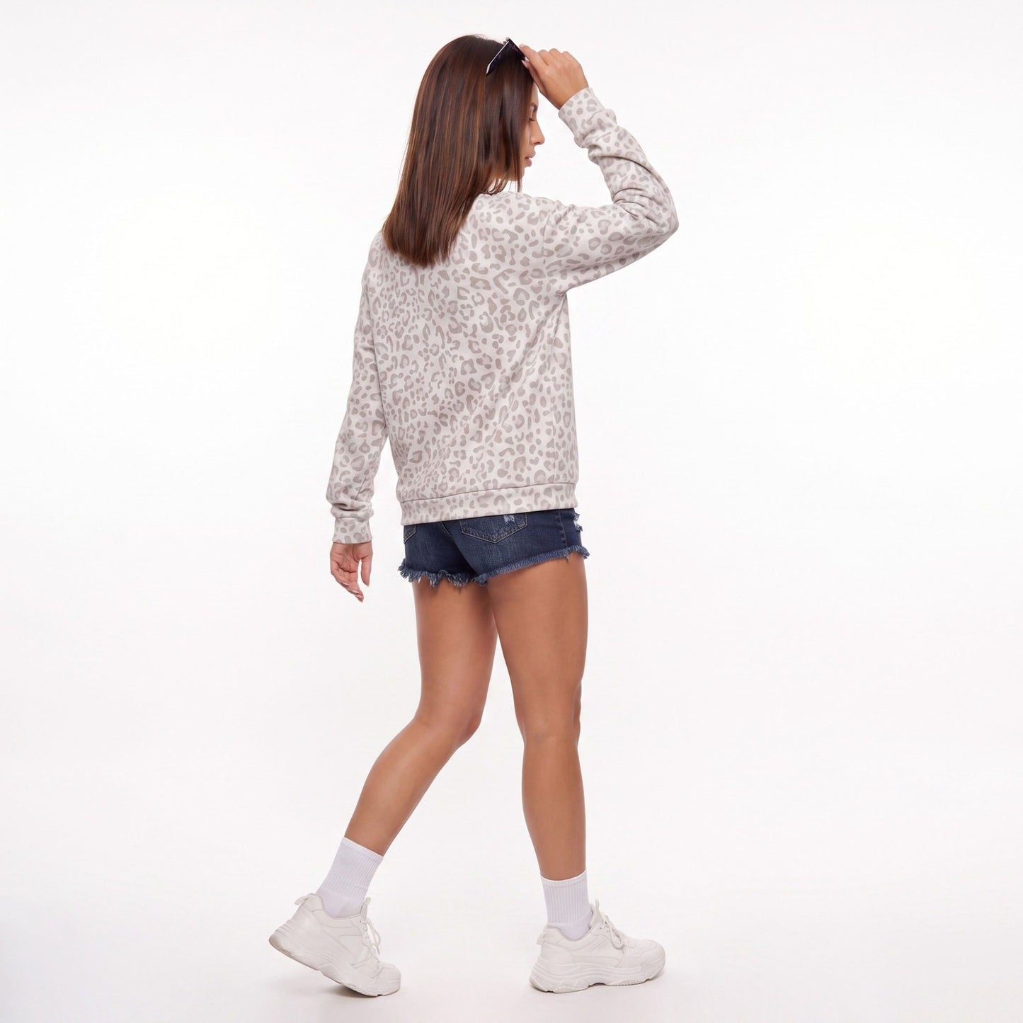 Leopard Print Crew Neck Long Sleeve Pullover Sweatshirt