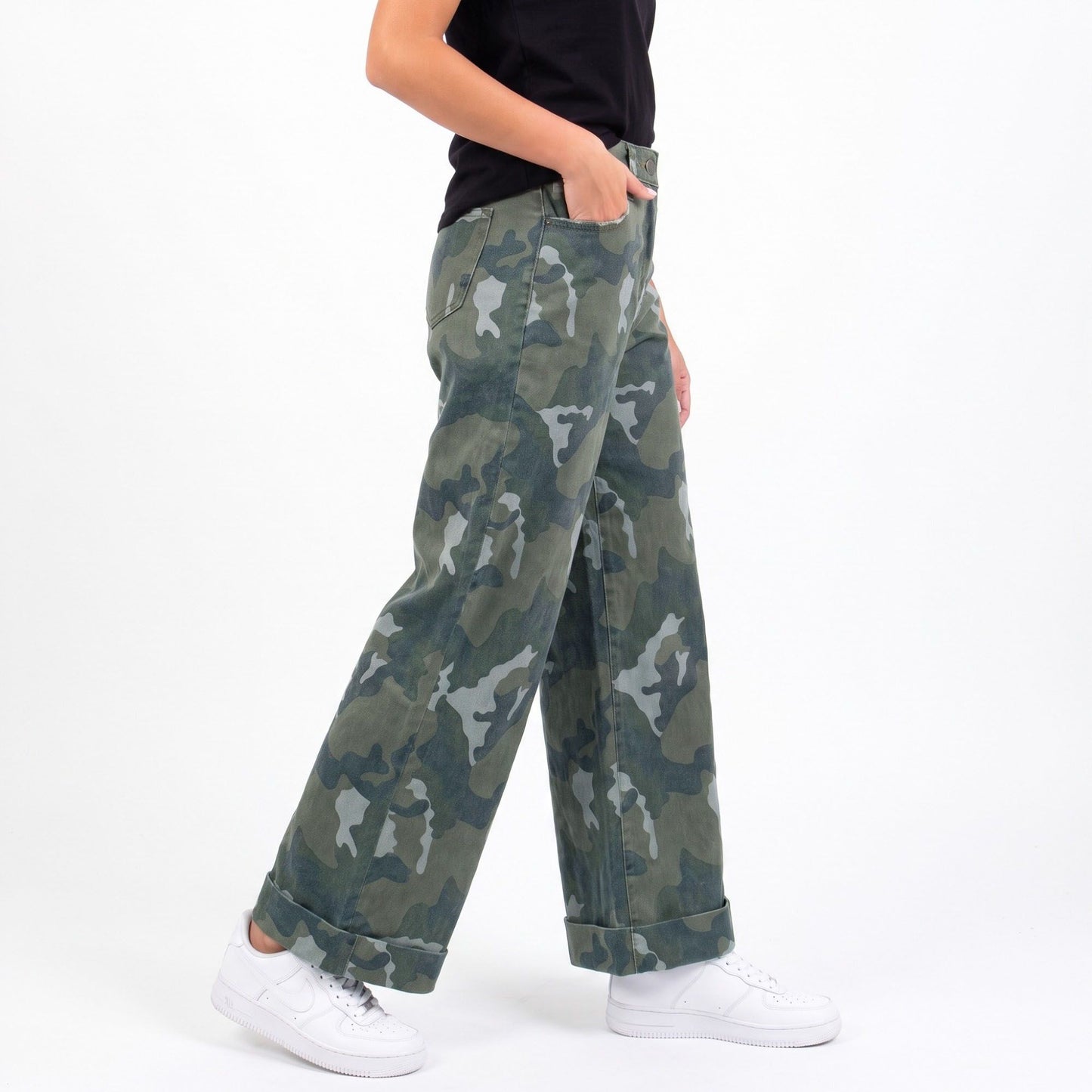 Camo Print High Rise Wide Leg Jeans Cuffed Hem Casual Denim Pants