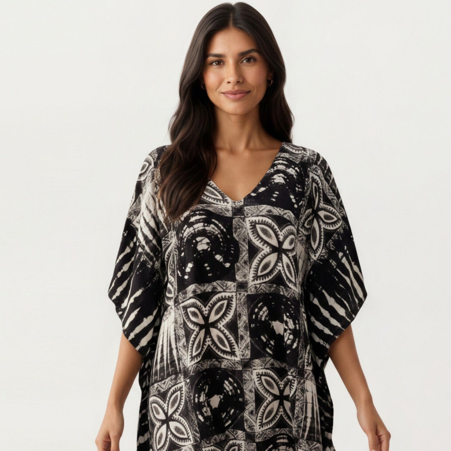 Geometric Print Maxi Caftan Dress with V-Neckline Relaxed Fit and Draped Silhouette