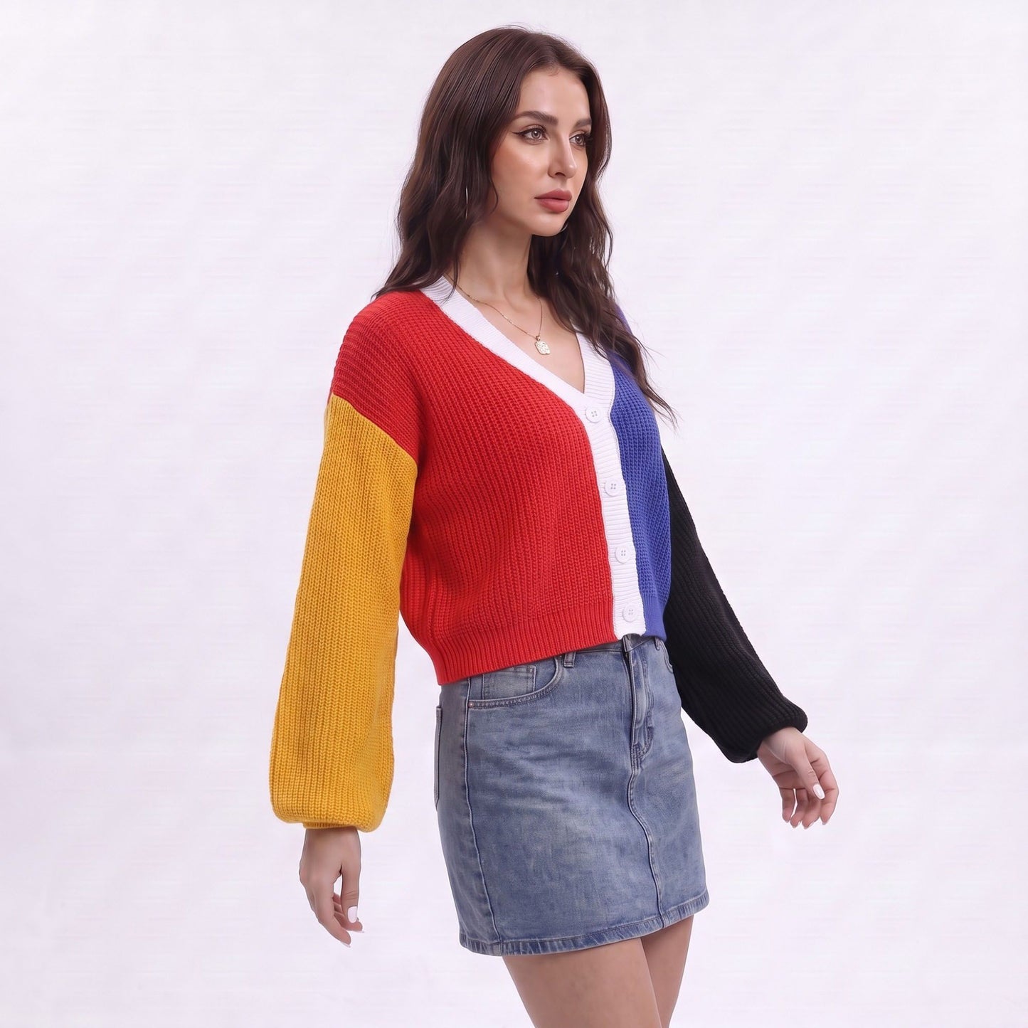 V Neck Button Front Cropped Knit Cardigan with Long Sleeves