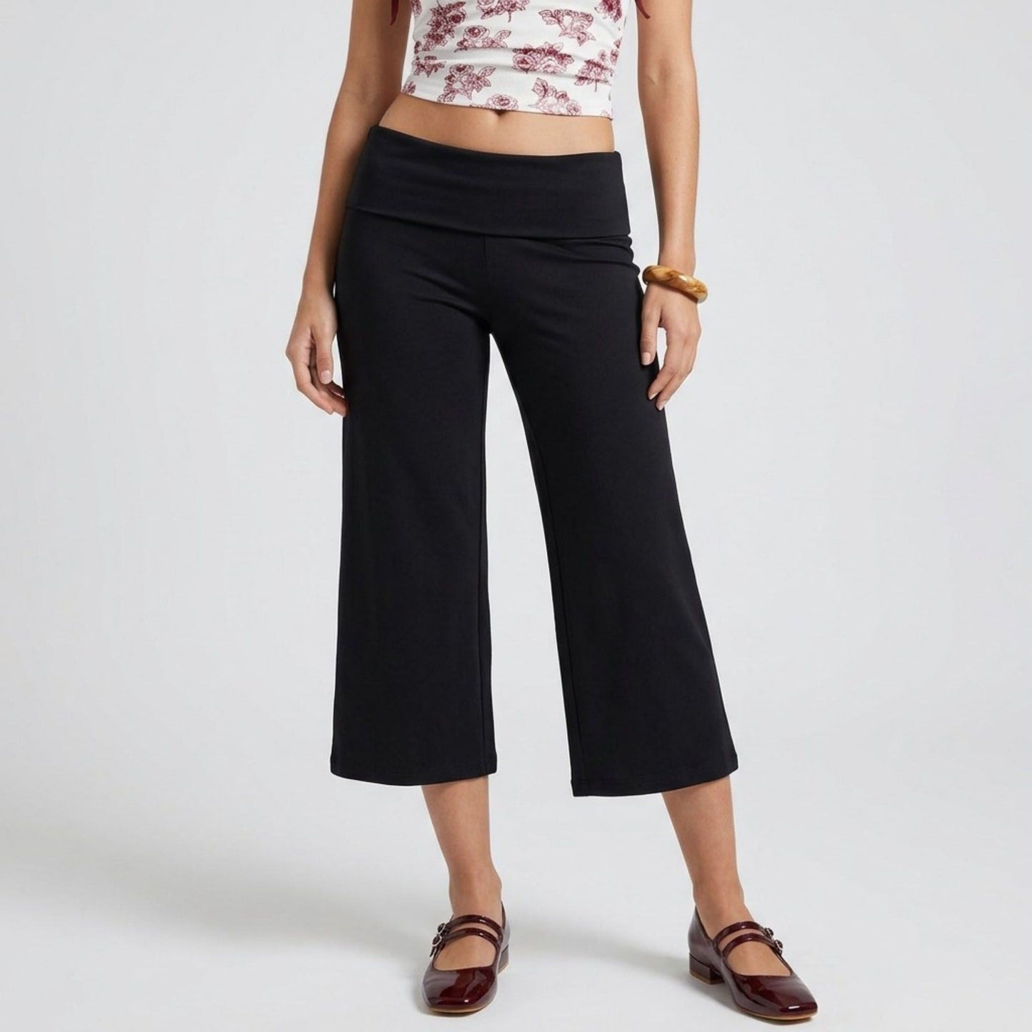Foldover Waistband Cropped Wide-Leg Trousers Eye-Catching