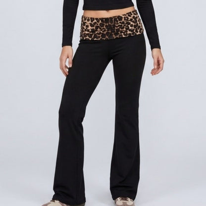 Leopard Print Contrast Waistband Full-Length Wide-Leg Trousers