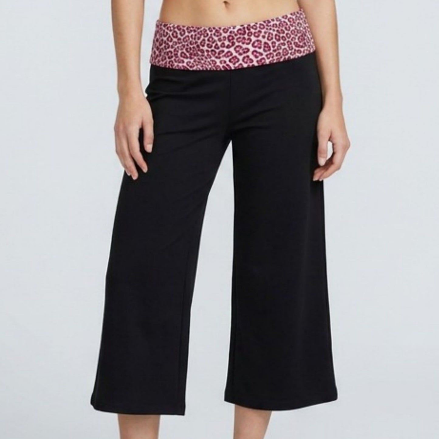 Contrast Foldover Waistband Leopard Print Cropped Trousers