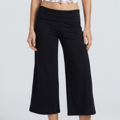 Foldover Waistband Cropped Wide-Leg Trousers Eye-Catching