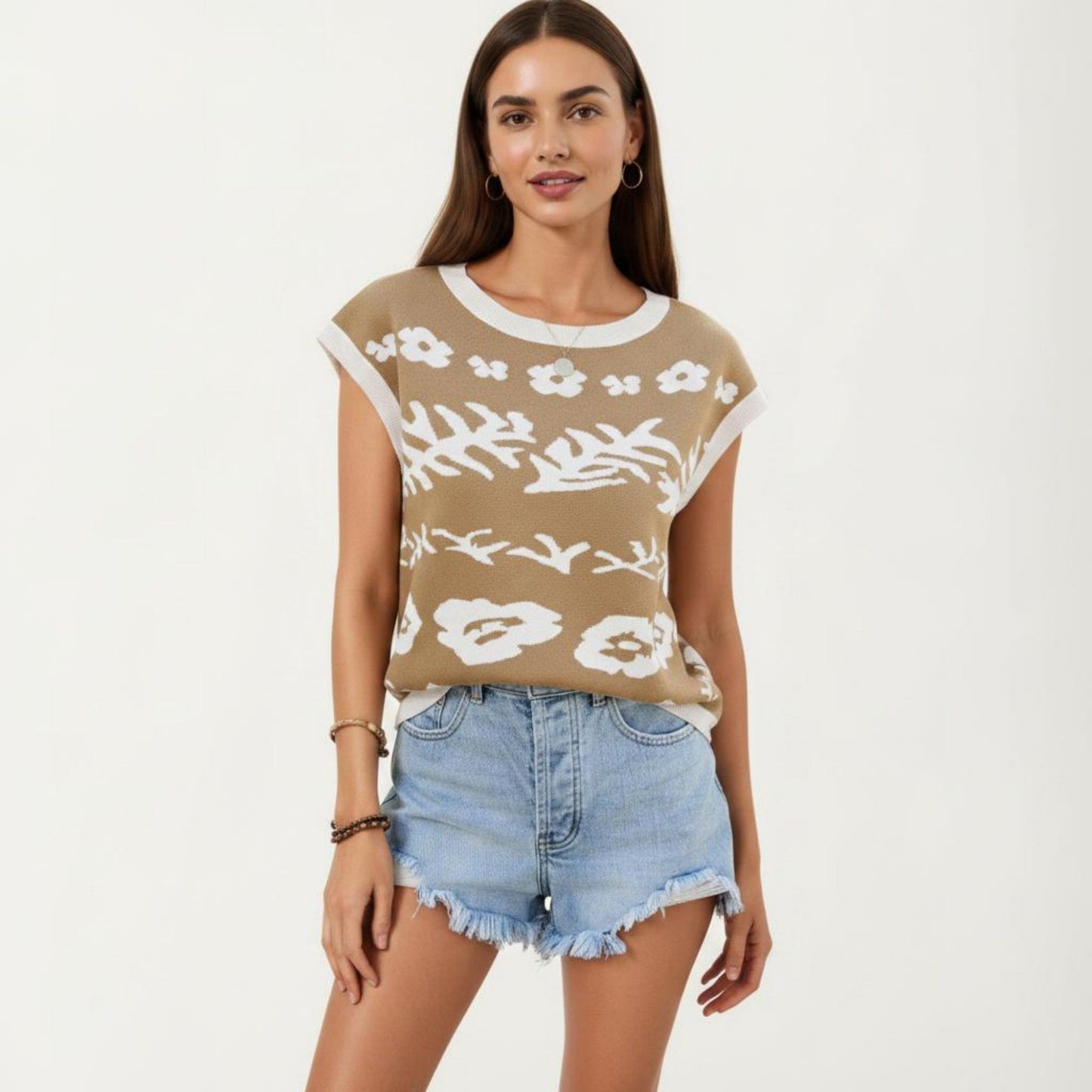 Sleeveless Floral Knit Vest Top with Crew Neck and Contrast Trim