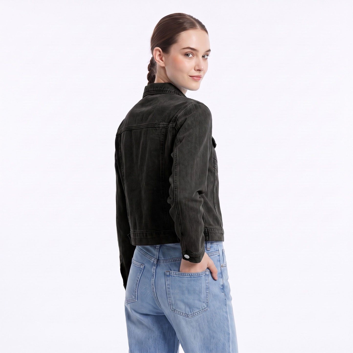 Classic Denim Jacket Long Sleeve Button Front Trucker Jacket with Chest Pockets