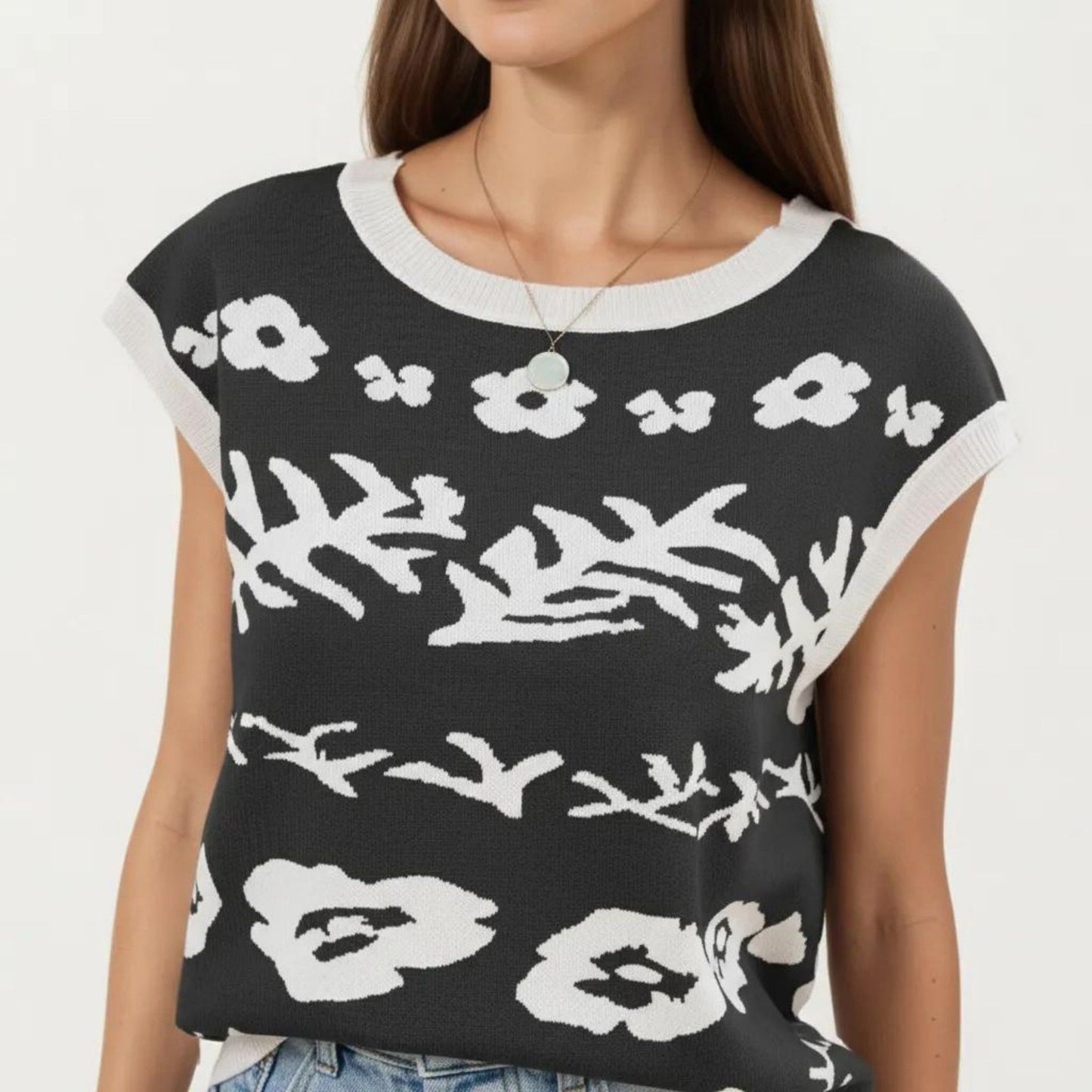 Sleeveless Floral Knit Vest Top with Crew Neck and Contrast Trim