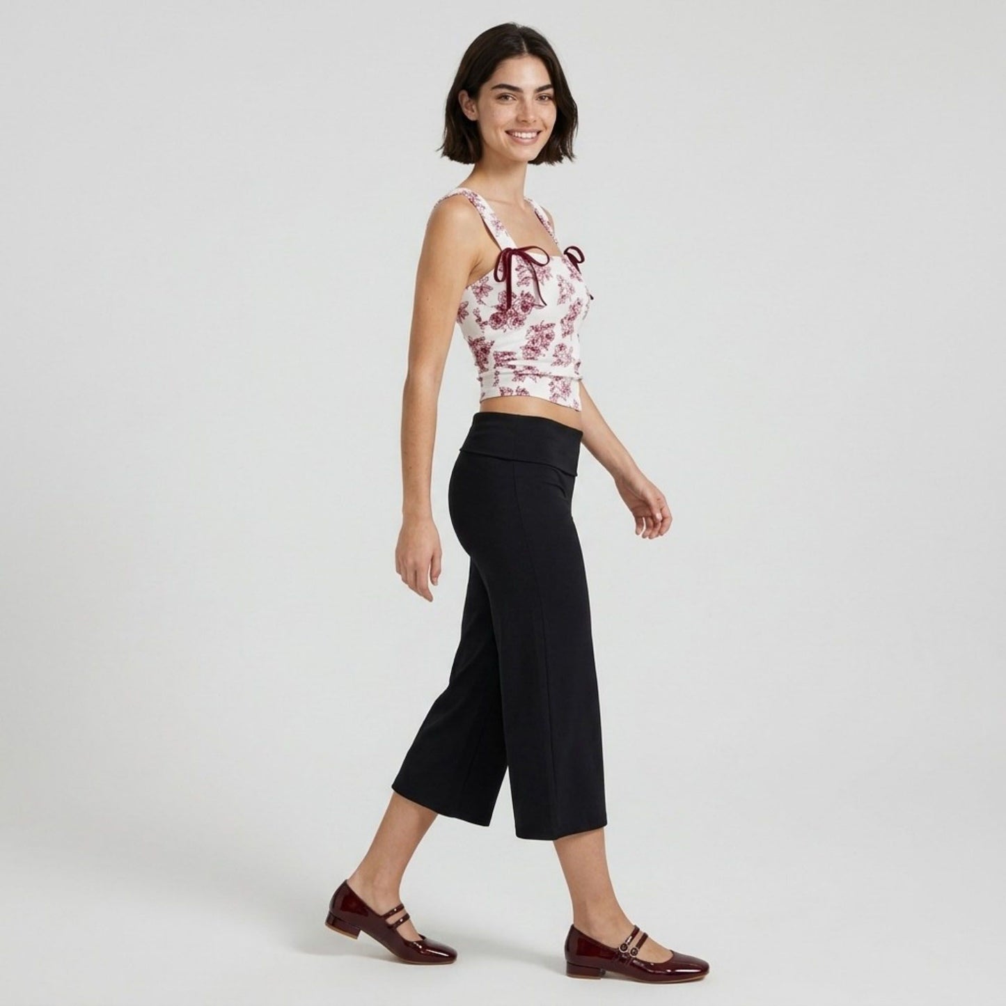 Foldover Waistband Cropped Wide-Leg Trousers Eye-Catching