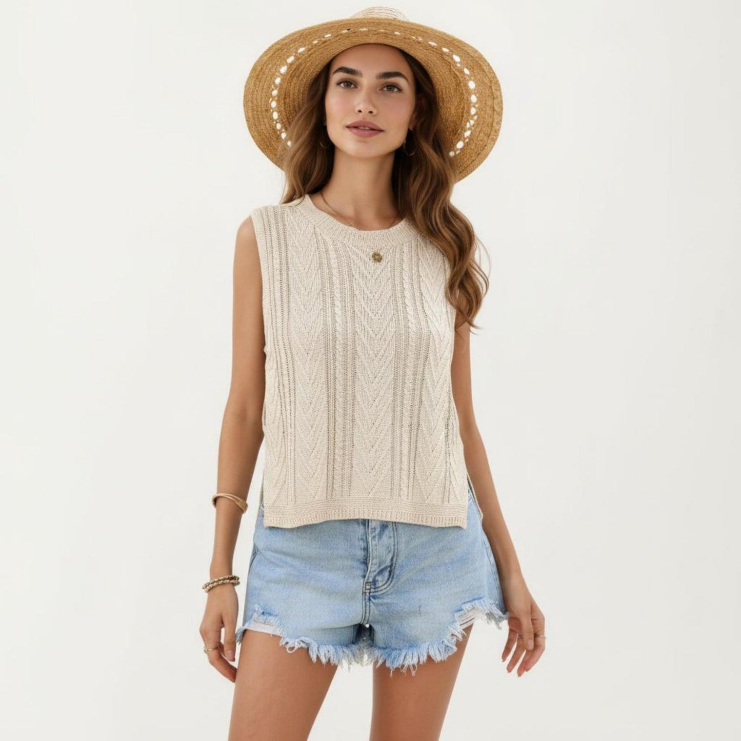 Sleeveless Cable Knit Top with Crew Neck and Ribbed Hem
